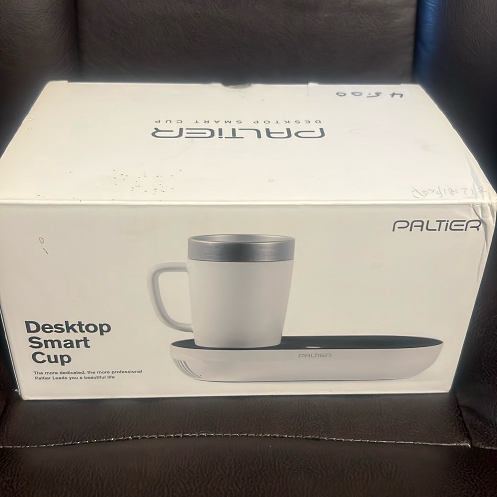 Desktop smart cup